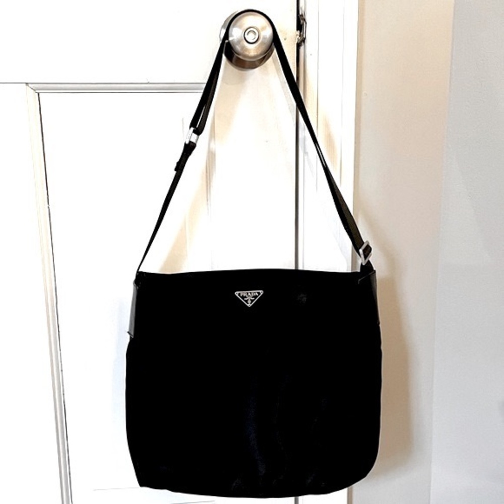 Vintage Prada Tessuto Messenger Bag - Picture 12 of 12